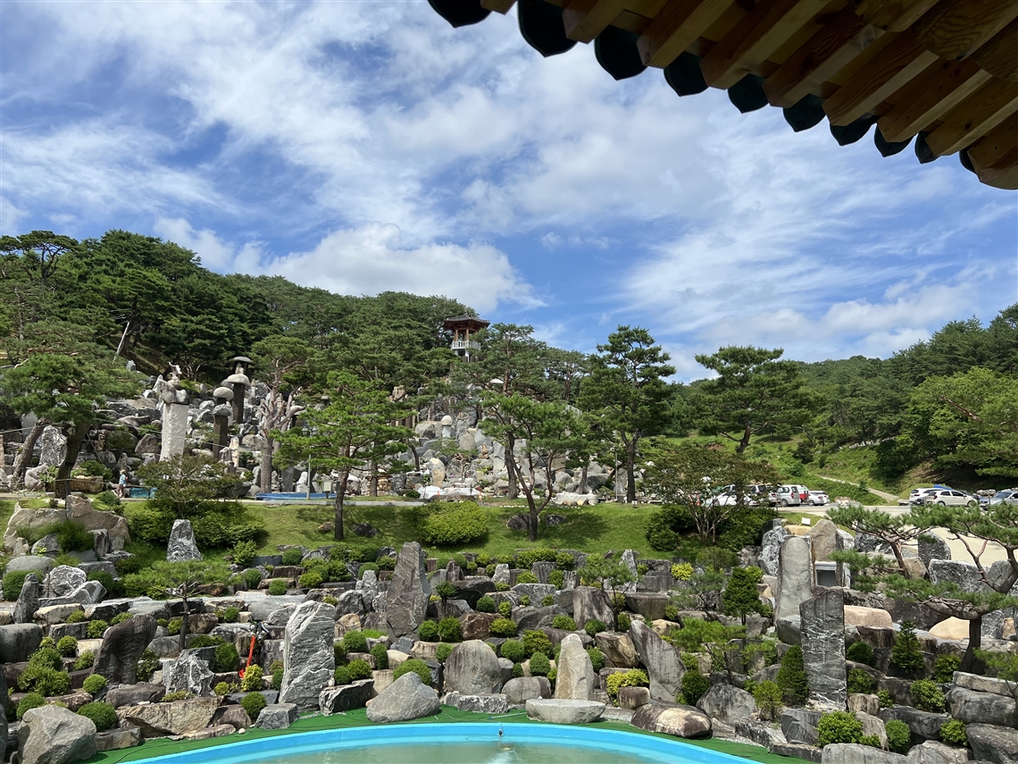 Wolmyeongdong stone garden