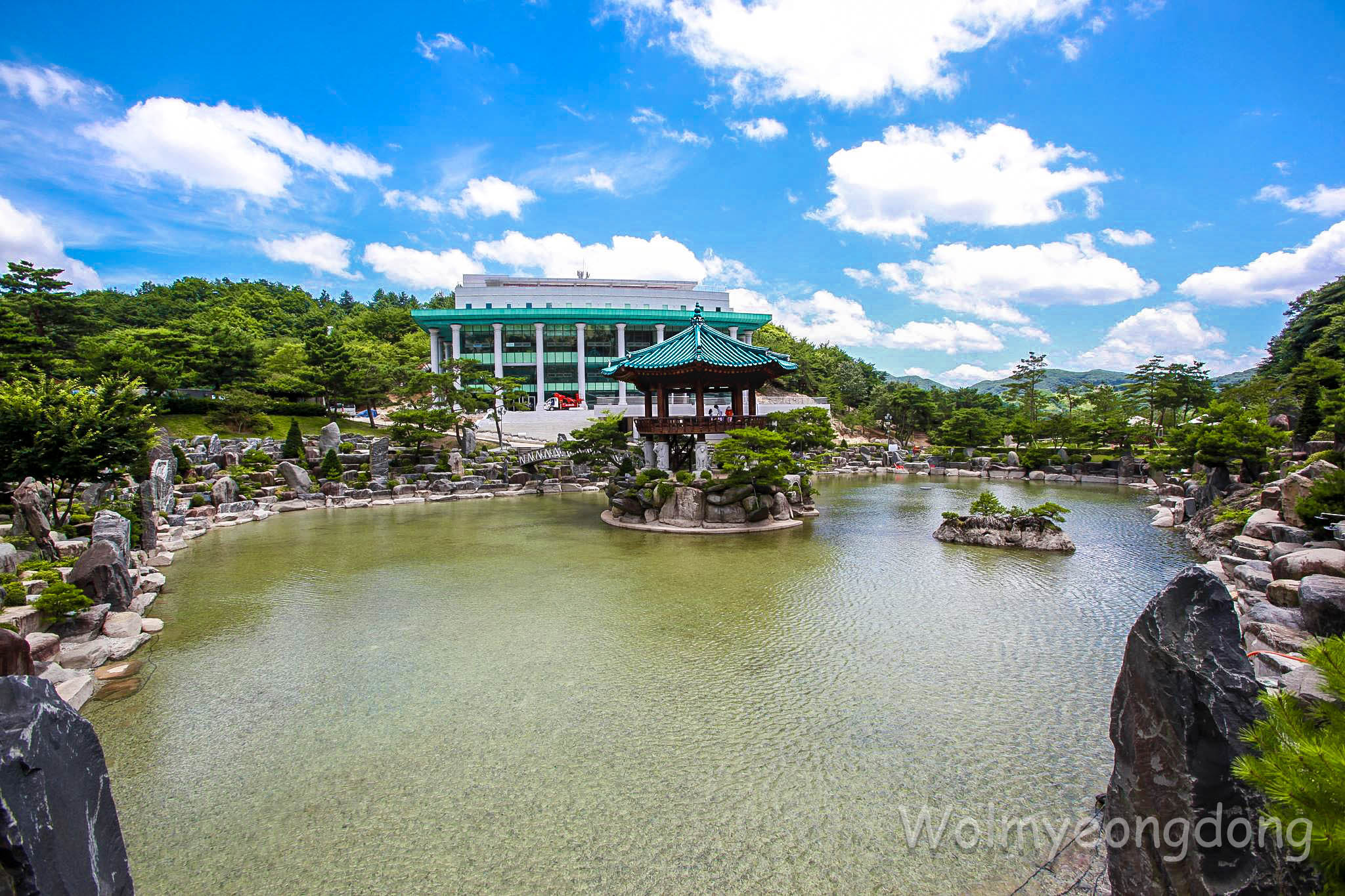 Wolmyeongdong lake view
