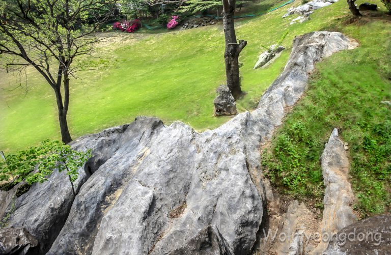 Wolmyeongdong rock ridge